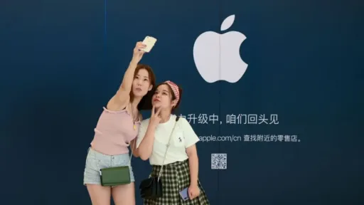 Apple Mendorong Bursa Saham AS Naik thumbnail