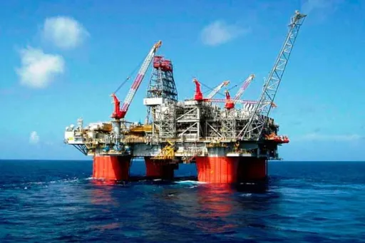 Harga Minyak Rebound Ditengah Resiko Penurunan Kembali thumbnail