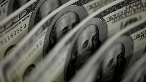 Pertumbuhan Ekonomi Global Terancam, Investor Lepas Dolar thumbnail