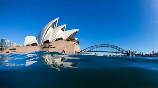 Lapangan Kerja Australia Turun Tajam, Tingkat Pengangguran Tetap thumbnail