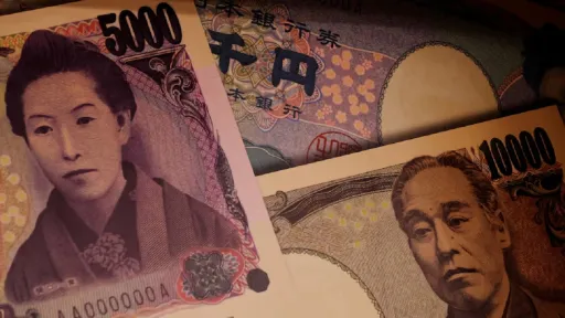 Yen Jatuh Setelah Bank of Japan Mempertahankan Suku Bunga thumbnail